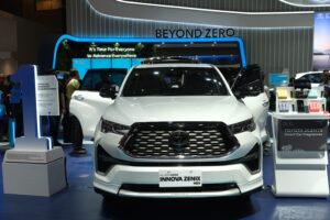 Innova Zenix Hybrid Capai Penjualan Tertinggi Toyota di IIMS